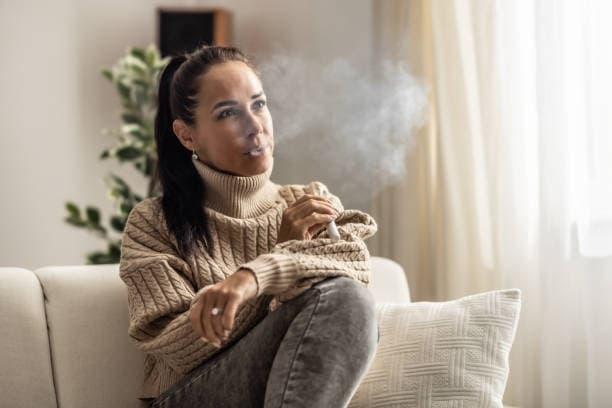 IBVape Insight - IBVape explains why most e cigarettes contain only water and flavoring and how to pick safer vapes