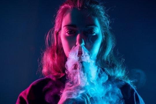 Liquids 2025 ultimate buying guide for weed e cigarette users with top flavors and safety tips