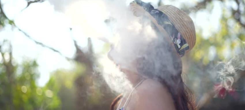Watch đá gà thomo trực tiếp hôm nay live streams and find the perfect e cigarette necklace holder for safety and style